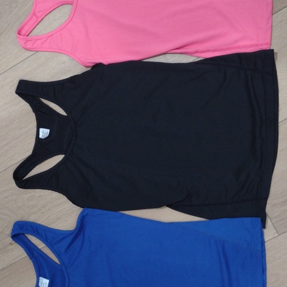 Bundle Of Three Active Wear Compression Tank Tops… - image 2